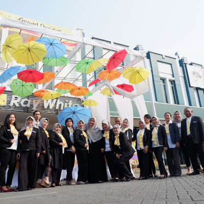 Ray White Bintaro Trade Center