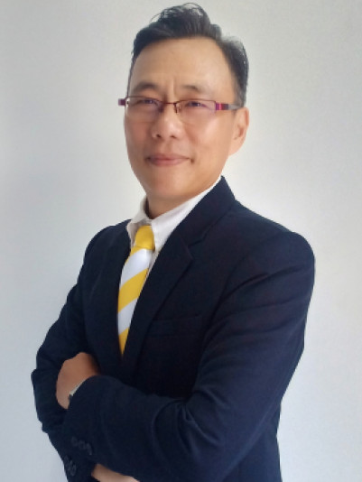 DENNY DARMAWAN - Ray White Central Padjajaran