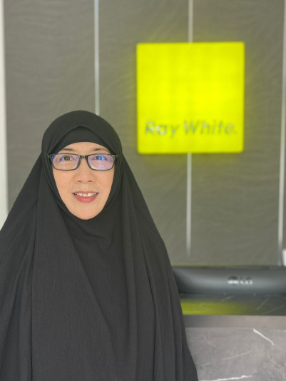 Ira Iskandar - Ray White Lebak Bulus Bona Indah