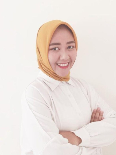 Mareta Saefira - Ray White Tebet