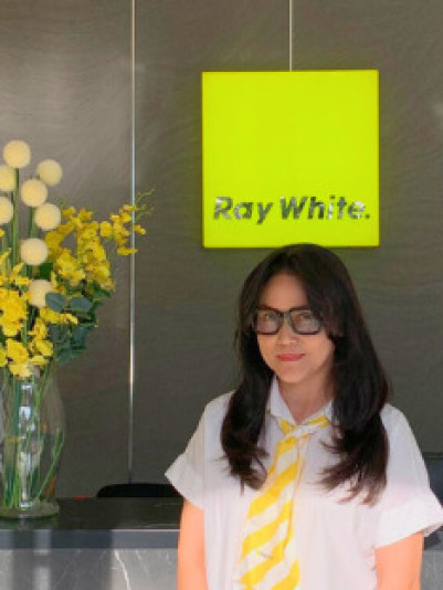 Tya Esfand - Ray White Lebak Bulus Bona Indah