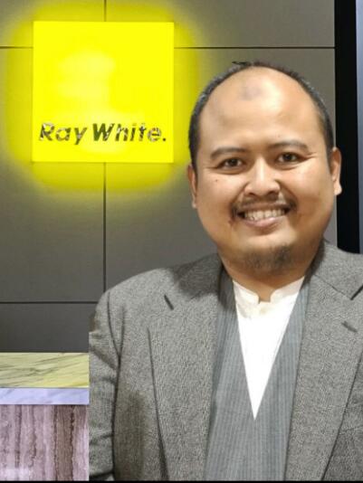 Syaiful Akbar - Ray White Tebet