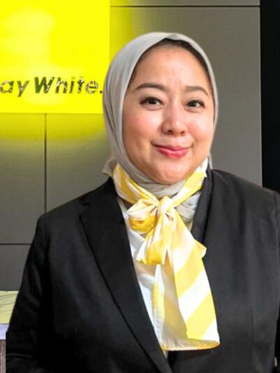 Indah Puspasari - Ray White Tebet