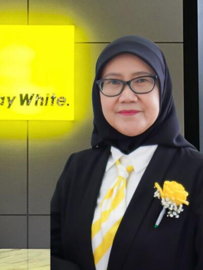 Dini Umar - Ray White Tebet