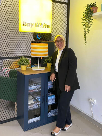 Desi Yanti - Ray White Aniva Gading Serpong