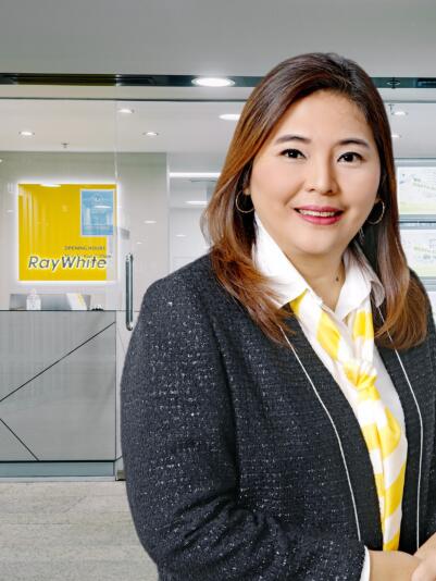 Lucy Lesmana