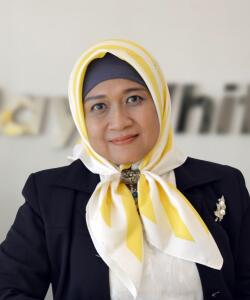 Erny Hendrati