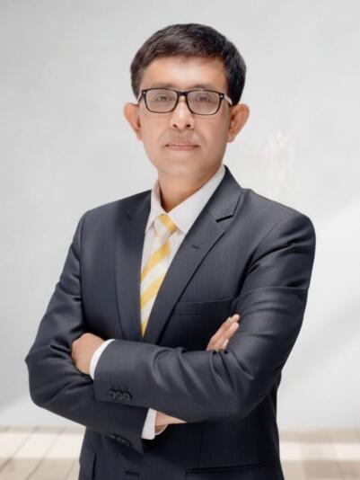 August Edison Manurung