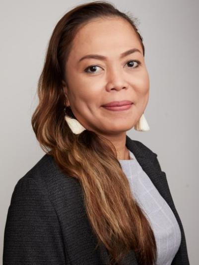 Lia Deniati S.H.