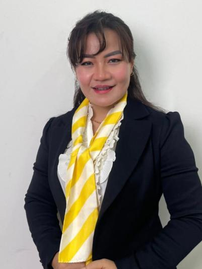 Deasy Ray White