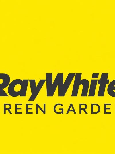 Julius RWGG - Ray White Green Garden